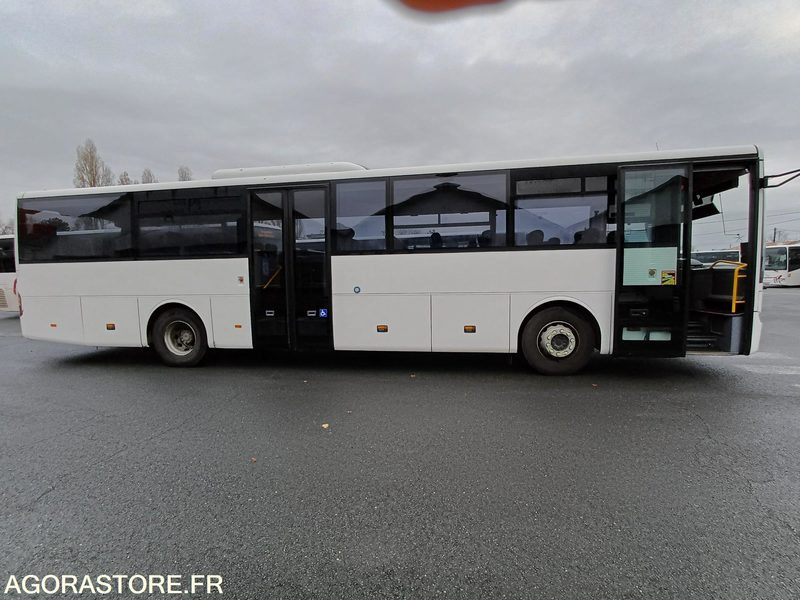 CAR MERCEDES INTOURO 1005 MEC2010 / 523 287KM AT-512-GK - Autobús escolar: foto 2 CAR MERCEDES INTOURO 1005 MEC2010 / 523 287KM AT-512-GK - Autobús escolar: foto 2