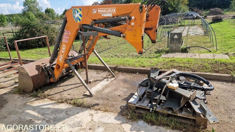 CHARGEUR MAILLEUX MX 100 - Tractor: foto 2 CHARGEUR MAILLEUX MX 100 - Tractor: foto 2