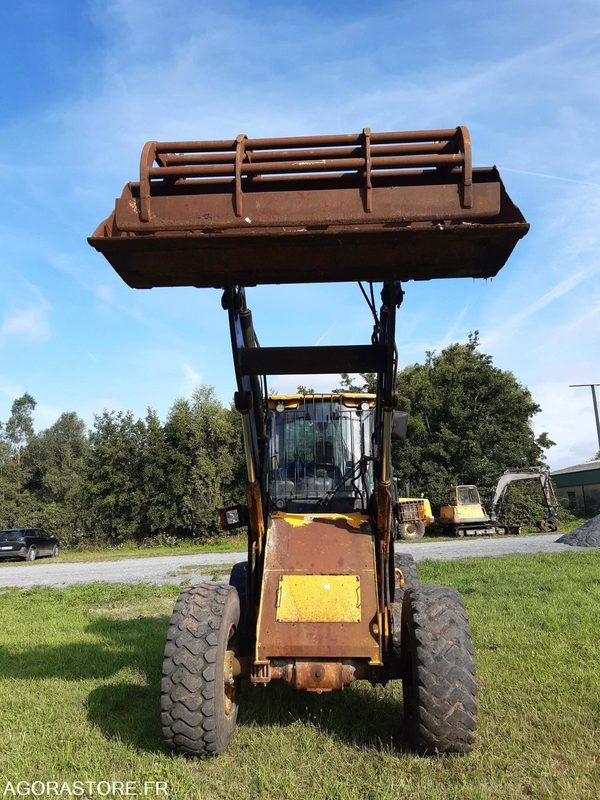 CHARGEUSE JCB - 2005 - Cargadora: foto 4 CHARGEUSE JCB - 2005 - Cargadora: foto 4