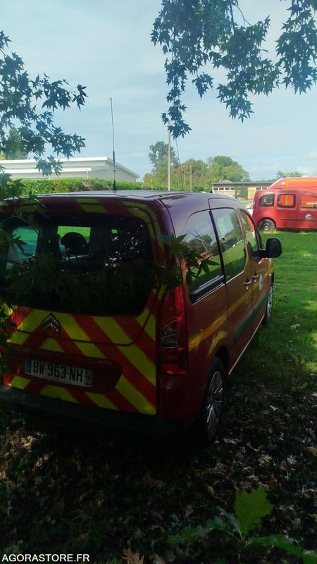 CITROËN BERLINGO - 132745km - 2011 - Furgoneta pequeña: foto 5 CITROËN BERLINGO - 132745km - 2011 - Furgoneta pequeña: foto 5