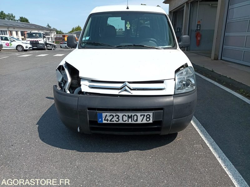 CITROEN Berlingo - 423 CMQ 78 - Furgoneta pequeña: foto 3 CITROEN Berlingo - 423 CMQ 78 - Furgoneta pequeña: foto 3