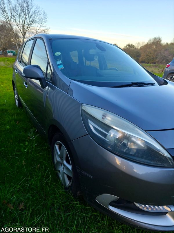 CZ-908-ES // RENAULT MEGANE SCENIC // 252 484 KMS - Coche: foto 1 CZ-908-ES // RENAULT MEGANE SCENIC // 252 484 KMS - Coche: foto 1