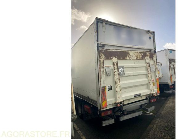 VOLVO  FL 290 - 2013 - 568 476km - Cabeza tractora: foto 3 VOLVO  FL 290 - 2013 - 568 476km - Cabeza tractora: foto 3