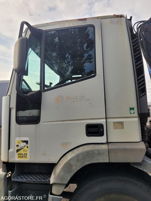 Camión IVECO BENNE ET GRUE DIESEL - 999AVB57 - VIN WJMA1VJ1004250575: foto 10