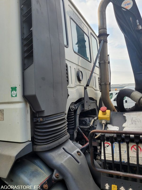 Camión IVECO BENNE ET GRUE DIESEL - 999AVB57 - VIN WJMA1VJ1004250575: foto 15