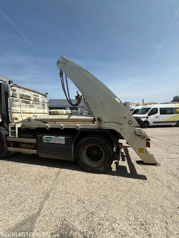 IVECO STRALIS MULTIBENNE 4x2 - 2015 / 60660KM - Camión: foto 5 IVECO STRALIS MULTIBENNE 4x2 - 2015 / 60660KM - Camión: foto 5