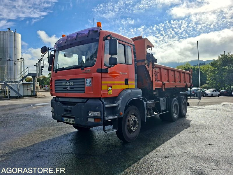 MAN TGA 26.350 6X4 - 2005 / 517380 KM (P2101806) - Camión: foto 1 MAN TGA 26.350 6X4 - 2005 / 517380 KM (P2101806) - Camión: foto 1