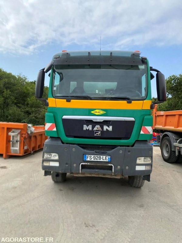 MAN TGS33.360 – 6x4 Bi-benne avec bachage - 2008 / 632000 KM (P2102391) - Camión: foto 1 MAN TGS33.360 – 6x4 Bi-benne avec bachage - 2008 / 632000 KM (P2102391) - Camión: foto 1