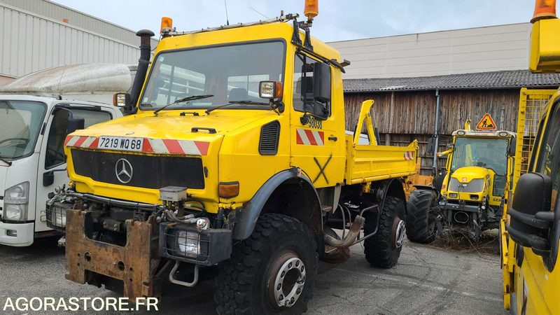 MERCEDES UNIMOG - 1998 - 98608 KM - Camión: foto 2 MERCEDES UNIMOG - 1998 - 98608 KM - Camión: foto 2