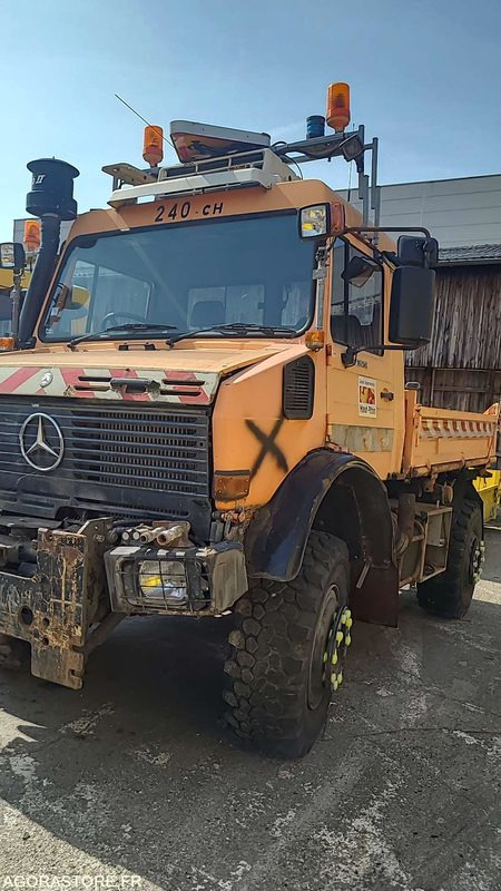 MERCEDES - UNIMOG - 2001 - 129649 KM - Camión: foto 2 MERCEDES - UNIMOG - 2001 - 129649 KM - Camión: foto 2