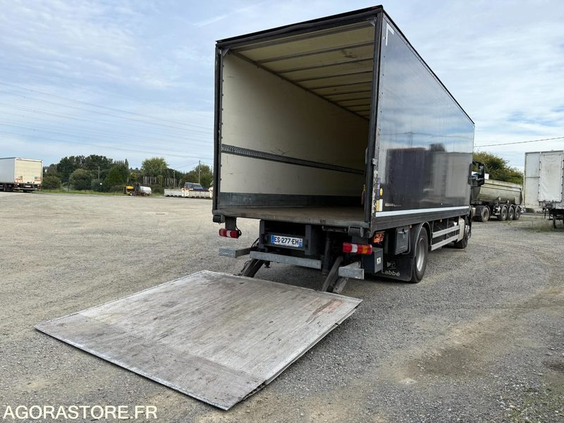 Mercedes Antos 1824 caisson hayon dhollandia 3t - 193000km-2017 - Camión: foto 4 Mercedes Antos 1824 caisson hayon dhollandia 3t - 193000km-2017 - Camión: foto 4