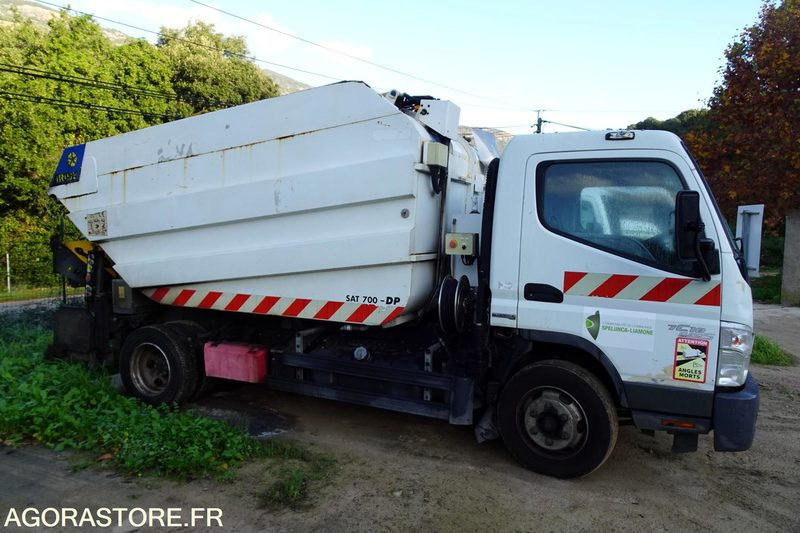 Mitsubishi Fuso - Camión: foto 5 Mitsubishi Fuso - Camión: foto 5