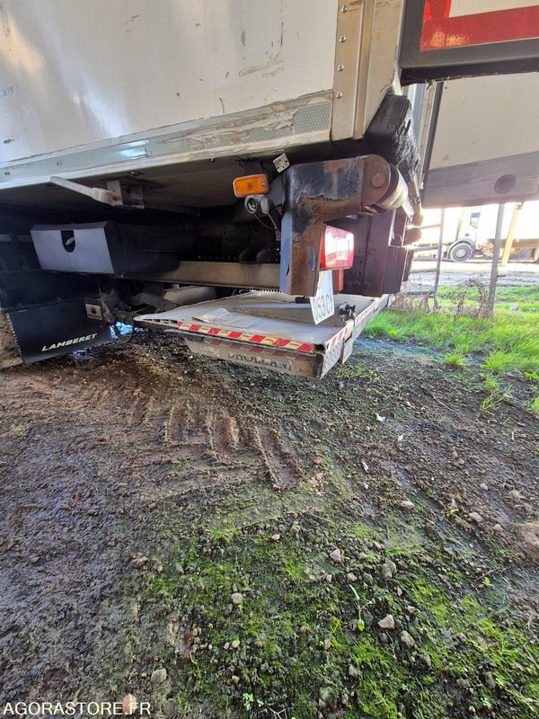 Camión Porteur Volvo frigo: foto 17 Camión Porteur Volvo frigo: foto 17