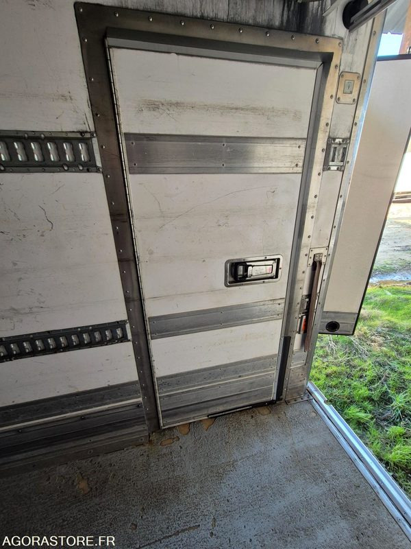 Camión Porteur Volvo frigo: foto 11 Camión Porteur Volvo frigo: foto 11