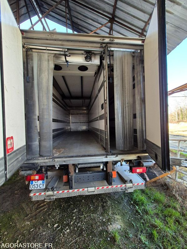 Camión Porteur Volvo frigo: foto 7 Camión Porteur Volvo frigo: foto 7