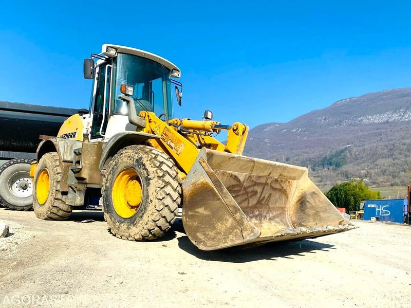 Chargeuse sur pneus Liebherr L524 10T - 5565 Heures - 2002 - Cargadora: foto 2 Chargeuse sur pneus Liebherr L524 10T - 5565 Heures - 2002 - Cargadora: foto 2