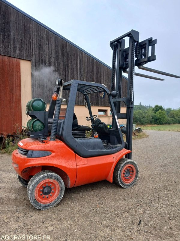 Chariot élévateur Fenwick Linde H35T 3.5T - Carretilla elevadora de gas: foto 1 Chariot élévateur Fenwick Linde H35T 3.5T - Carretilla elevadora de gas: foto 1