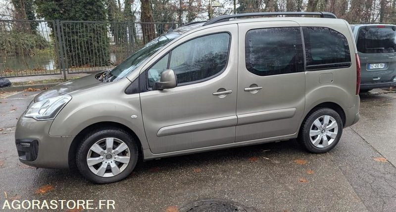 Citroën Berlingo 1.6 BlueHDi 100ch (B9) – 12/2015 – 50000 km – Crit'Air 2 - Coche: foto 2 Citroën Berlingo 1.6 BlueHDi 100ch (B9) – 12/2015 – 50000 km – Crit'Air 2 - Coche: foto 2