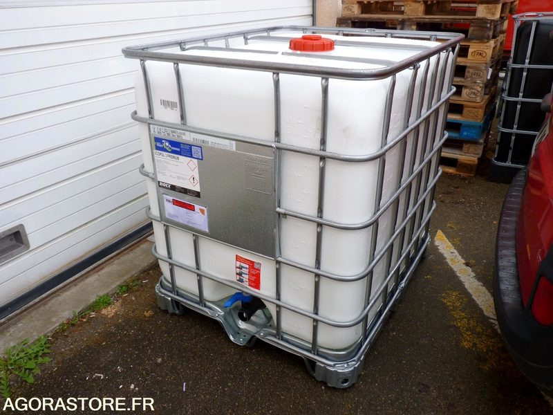 Cuve 1000 Litres - Maquinaria de jardinería: foto 1 Cuve 1000 Litres - Maquinaria de jardinería: foto 1