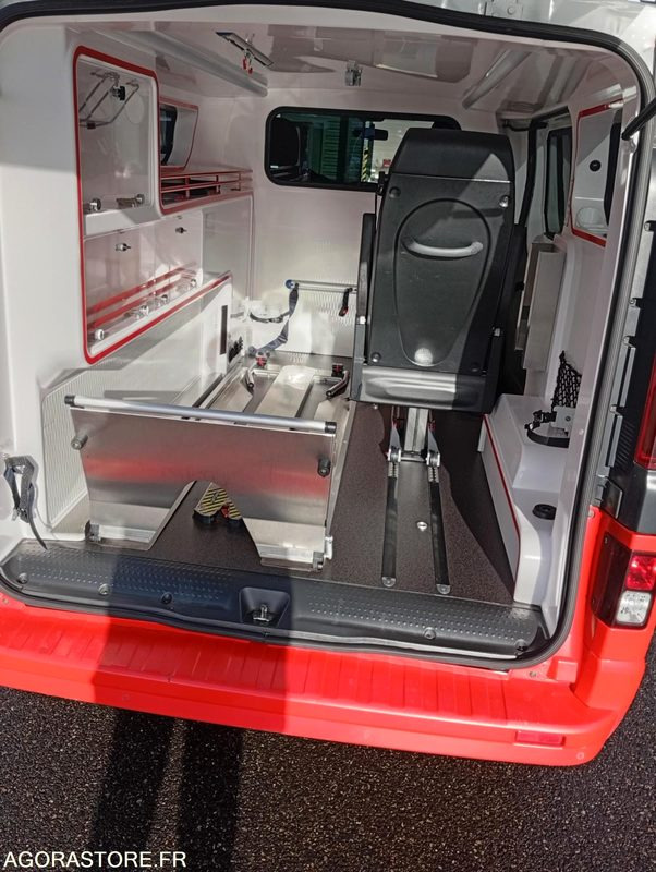 EY-676-MY - Non Roulant - RENAULT TRAFIC - VASP - 321 000 Kms - Ambulancia: foto 5 EY-676-MY - Non Roulant - RENAULT TRAFIC - VASP - 321 000 Kms - Ambulancia: foto 5