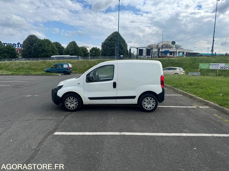 FIAT FIORINO 140 000 KM ANNÉE 2015 - Furgoneta pequeña: foto 5 FIAT FIORINO 140 000 KM ANNÉE 2015 - Furgoneta pequeña: foto 5
