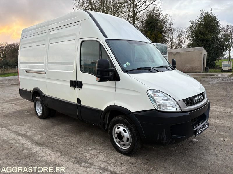 FOURGON IVECO DAILY 180 CV - Furgón: foto 1 FOURGON IVECO DAILY 180 CV - Furgón: foto 1