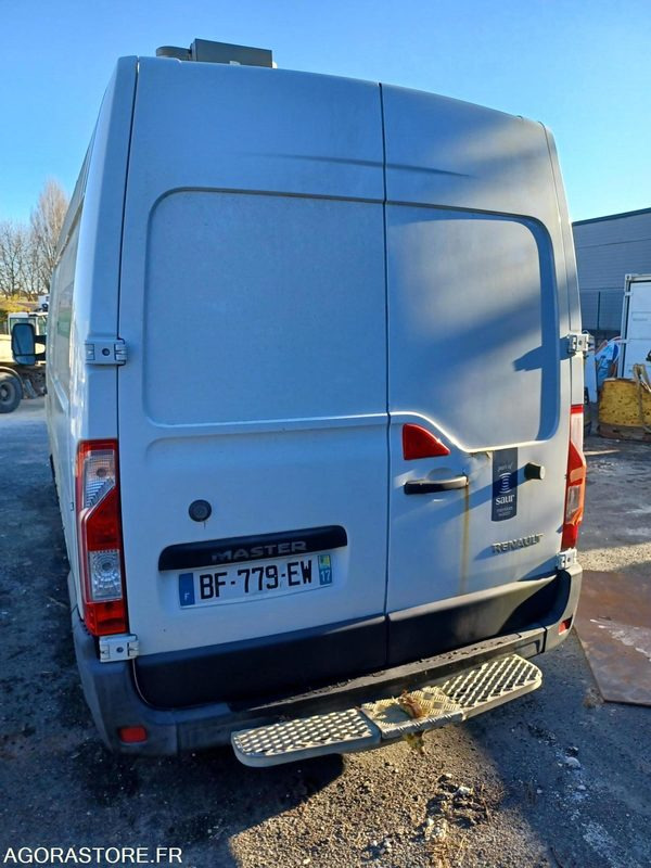 FOURGON RENAULT MASTER L2H2 - 204 623 KM - 2010 / BF779EW - Furgón: foto 4 FOURGON RENAULT MASTER L2H2 - 204 623 KM - 2010 / BF779EW - Furgón: foto 4