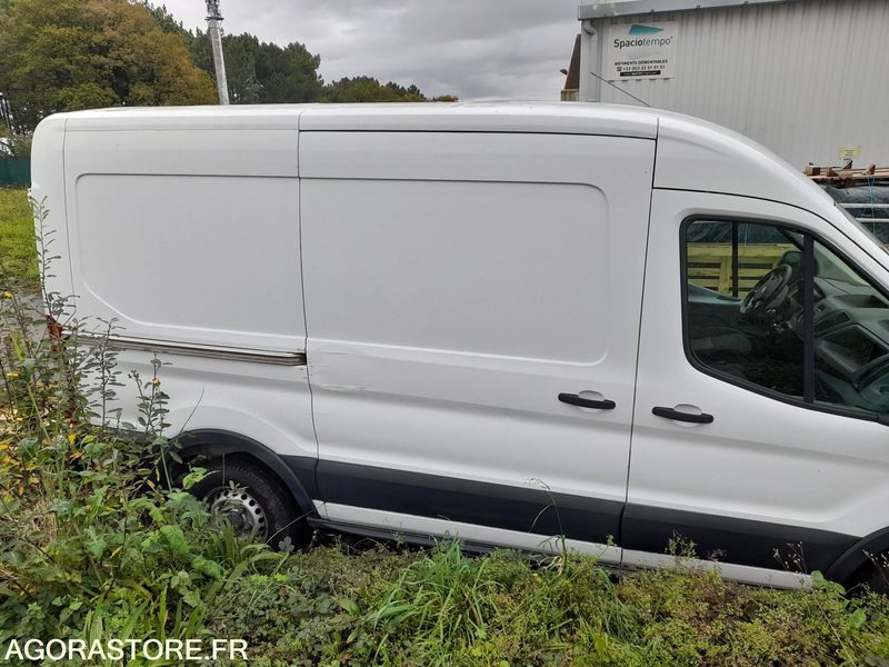 Ford Transit - 2015 - 104229 Kms - Furgón: foto 2 Ford Transit - 2015 - 104229 Kms - Furgón: foto 2