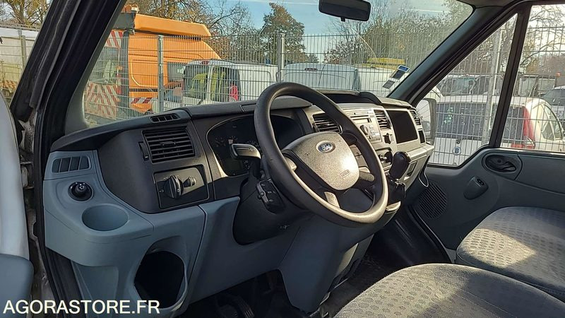 Ford Transit LS - 2008 - 102029kms -932AZP67 - Furgón: foto 3 Ford Transit LS - 2008 - 102029kms -932AZP67 - Furgón: foto 3