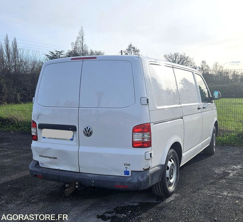 FOURGON TRANSPORTER T5 VOLKSWAGEN - 2013- 314 899 KMS - Furgoneta: foto 2 FOURGON TRANSPORTER T5 VOLKSWAGEN - 2013- 314 899 KMS - Furgoneta: foto 2