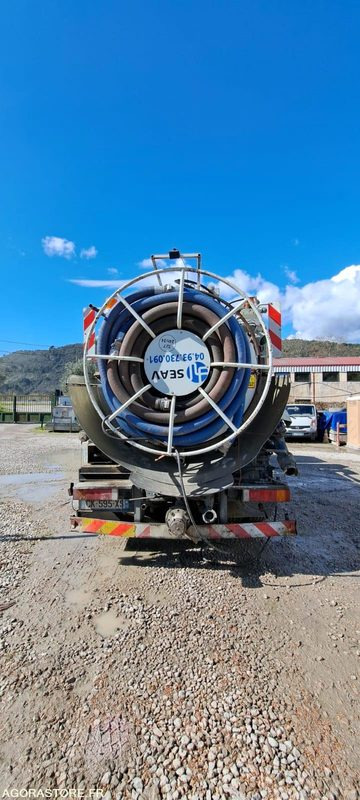 HYDROCUREUR HUWER RENAULT 18T 2005 CK595XS (VENTE UNIQUEMENT EXPORT) - Limpieza de alcantarillado: foto 4 HYDROCUREUR HUWER RENAULT 18T 2005 CK595XS (VENTE UNIQUEMENT EXPORT) - Limpieza de alcantarillado: foto 4