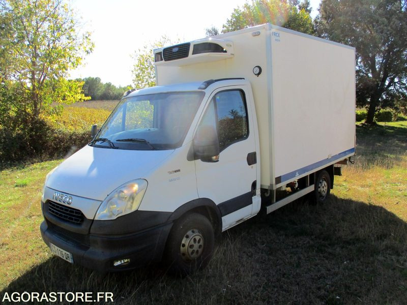 IVECO 35S13 de 2013 426915Kms "d'autoroute"chassis cabine frigorifique - Furgoneta frigorifica: foto 1 IVECO 35S13 de 2013 426915Kms "d'autoroute"chassis cabine frigorifique - Furgoneta frigorifica: foto 1