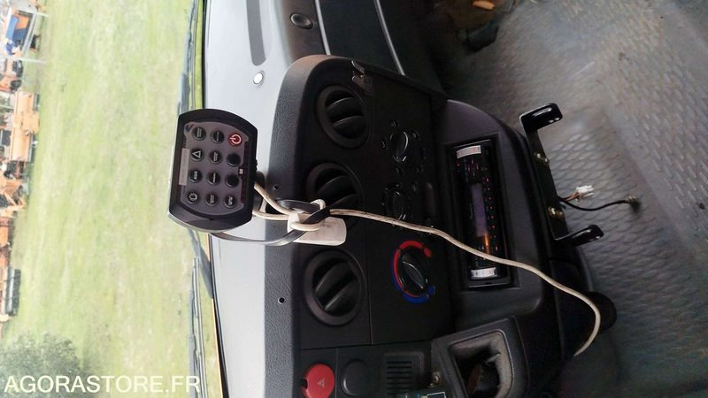 Furgoneta basculante Iveco 35S12 - 2006 - 317864kms - 598BRV31: foto 8