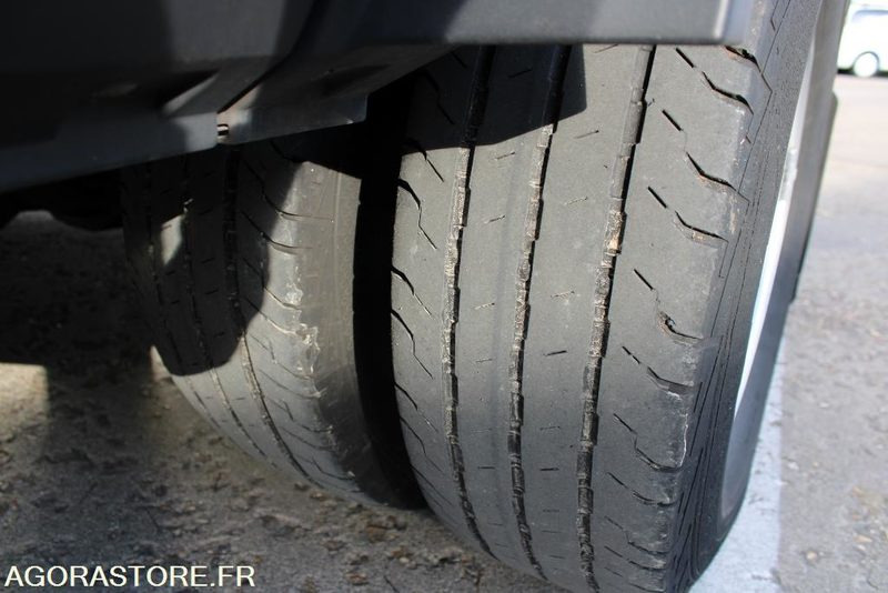 Iveco Daily / 7.5m / CNG / Airco / Automatique - Minibús, Furgoneta de pasajeros: foto 5 Iveco Daily / 7.5m / CNG / Airco / Automatique - Minibús, Furgoneta de pasajeros: foto 5