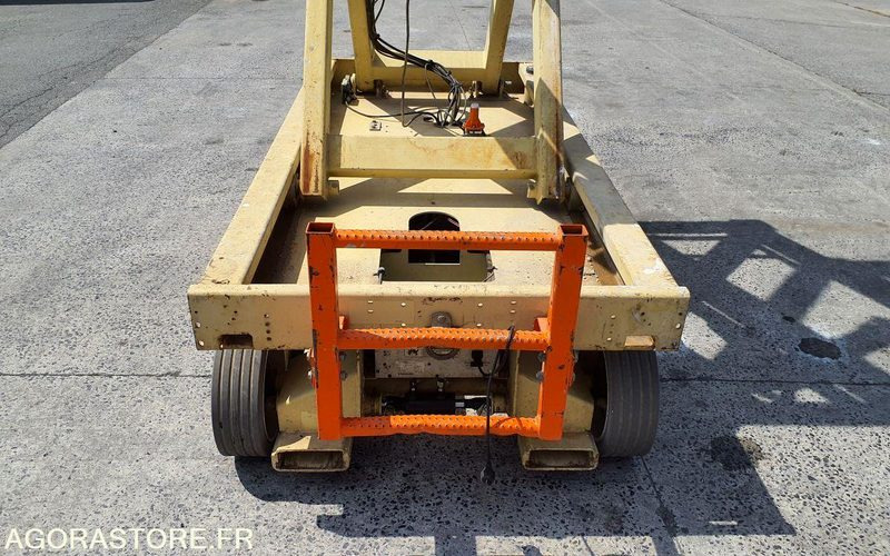 JLG 2646 ES NACELLE CISEAU ÉLECTRIQUE 10 M ÉTROIT - Plataforma elevadora: foto 4 JLG 2646 ES NACELLE CISEAU ÉLECTRIQUE 10 M ÉTROIT - Plataforma elevadora: foto 4