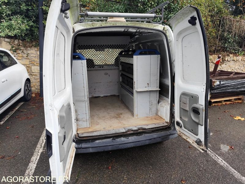 Kangoo - 2006 - 10697kms - sans carte grise (FIV) - Furgoneta pequeña: foto 4 Kangoo - 2006 - 10697kms - sans carte grise (FIV) - Furgoneta pequeña: foto 4