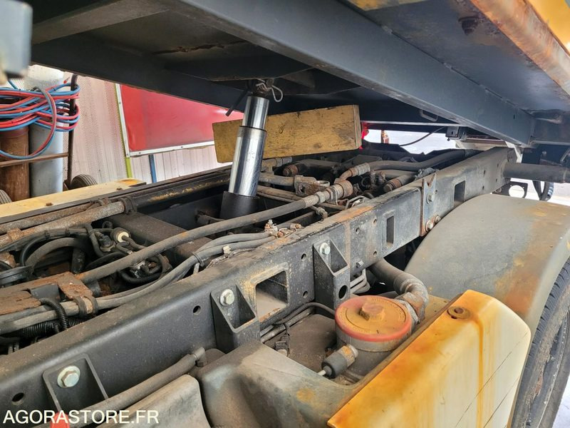 Barredora vial Laveuse CMAR - 04403622: foto 8