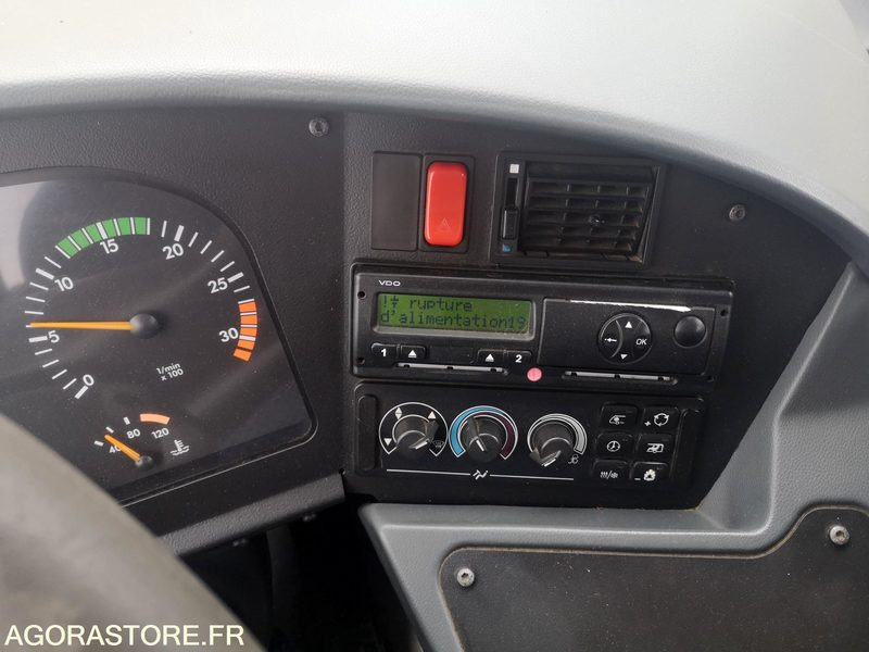 MERCEDES INTOURO M 08519 619599 kms 2008 - Autobús escolar: foto 5 MERCEDES INTOURO M 08519 619599 kms 2008 - Autobús escolar: foto 5