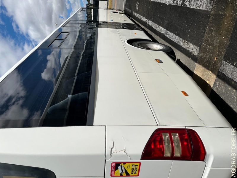 MERCEDES INTOURO N°095034 - Minibús, Furgoneta de pasajeros: foto 4 MERCEDES INTOURO N°095034 - Minibús, Furgoneta de pasajeros: foto 4