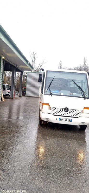 MINI-BUS MERCEDES VARIO - 127178 kms - 2000 - Minibús, Furgoneta de pasajeros: foto 1 MINI-BUS MERCEDES VARIO - 127178 kms - 2000 - Minibús, Furgoneta de pasajeros: foto 1