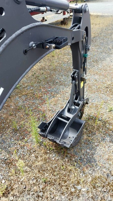 MINI-PELLE MOTEUR KUBOTA - HUAYEE HY20 - Excavadora: foto 3 MINI-PELLE MOTEUR KUBOTA - HUAYEE HY20 - Excavadora: foto 3