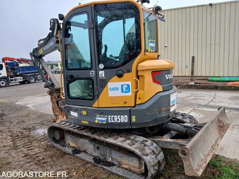 MINI PELLE VOLVO 6 T - 2018 - 4965h - Miniexcavadora: foto 1 MINI PELLE VOLVO 6 T - 2018 - 4965h - Miniexcavadora: foto 1