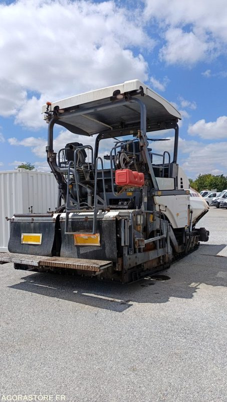 FINISSEUR VOGELE SUPER 1600 - 2011 / 10299 HEURES - Maquinaria de construcción: foto 3 FINISSEUR VOGELE SUPER 1600 - 2011 / 10299 HEURES - Maquinaria de construcción: foto 3