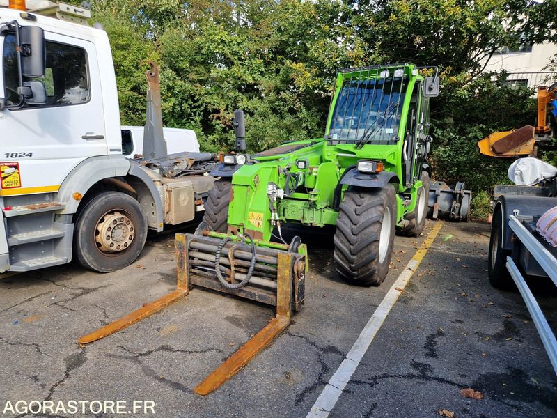 Merlo TF 42.7 CS - 2018 - 4931 - FB681VE - Manipulador telescópico: foto 1 Merlo TF 42.7 CS - 2018 - 4931 - FB681VE - Manipulador telescópico: foto 1