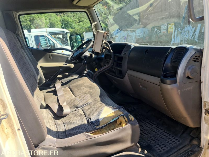 NISSAN - BOM - CABSTAR - Furgoneta basculante: foto 4 NISSAN - BOM - CABSTAR - Furgoneta basculante: foto 4