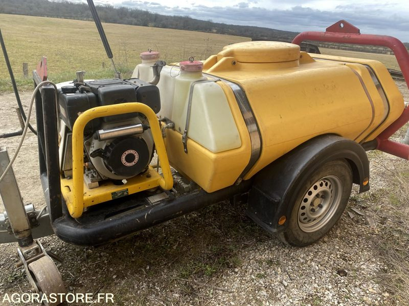 Nettoyeur haute-pression Diesel sur remorque BRENDON BB1000 - Hidrolimpiadora: foto 3 Nettoyeur haute-pression Diesel sur remorque BRENDON BB1000 - Hidrolimpiadora: foto 3