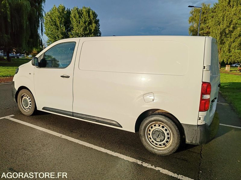 Opel vivaro - 73000km - 2021 - Furgoneta pequeña: foto 4 Opel vivaro - 73000km - 2021 - Furgoneta pequeña: foto 4