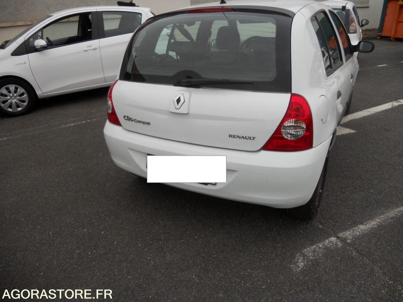 LOT 3 SLT - RENAULT CLIO - Otros maquinaria: foto 3 LOT 3 SLT - RENAULT CLIO - Otros maquinaria: foto 3
