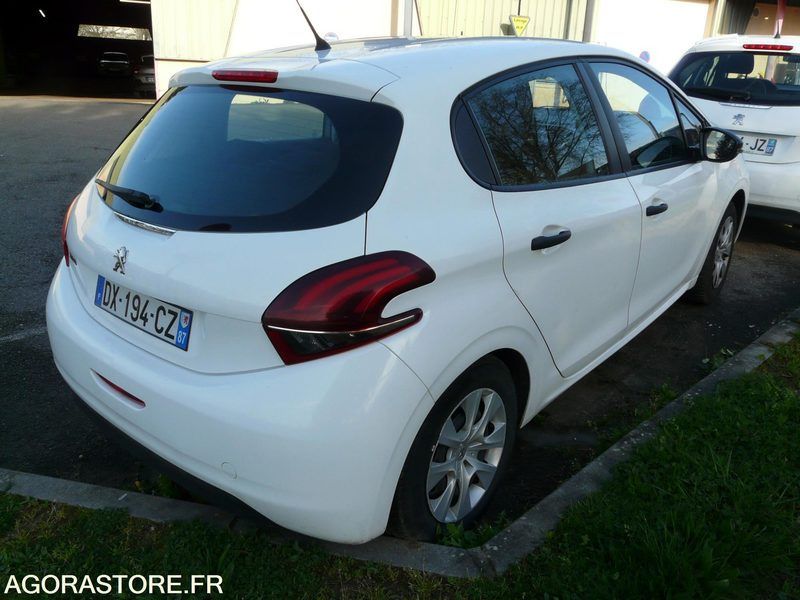PEUGEOT 208 - Coche: foto 4 PEUGEOT 208 - Coche: foto 4