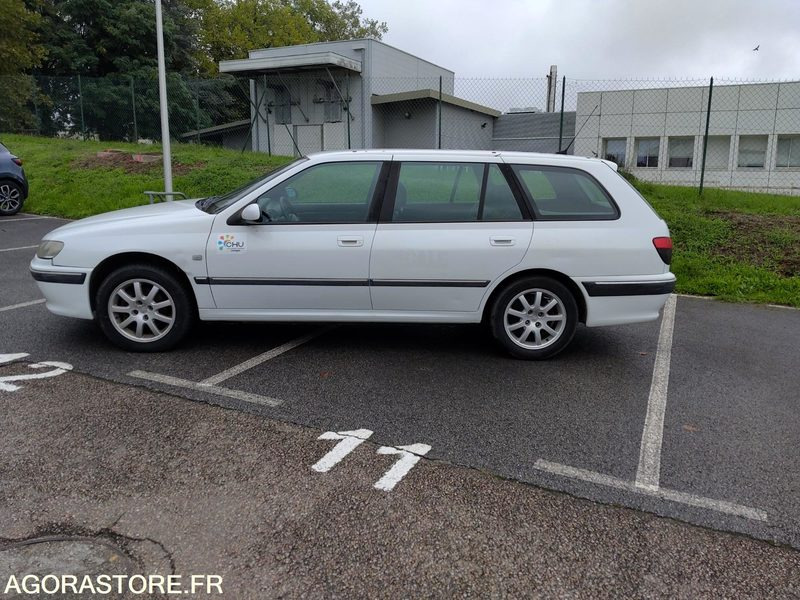 Peugeot 406 st pack sport break 2.2 essence 16v  160cv - Coche familiar: foto 2 Peugeot 406 st pack sport break 2.2 essence 16v  160cv - Coche familiar: foto 2